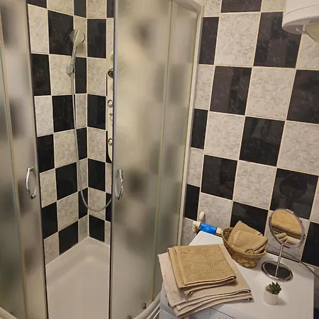 Play Appartement Belgrado